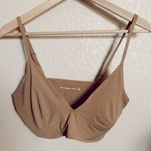 Abercrombie & Fitch Seamless Bra